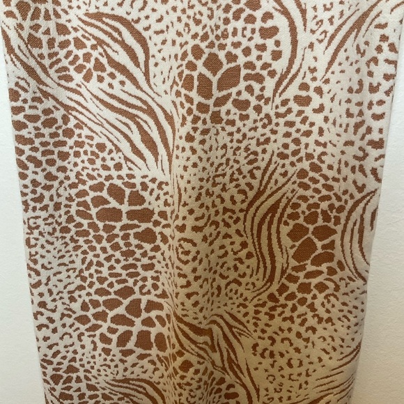 Ann Taylor Mixed Animal Print Knit Shift Dress Ribbed Trim Size M/P - Picture 9 of 12